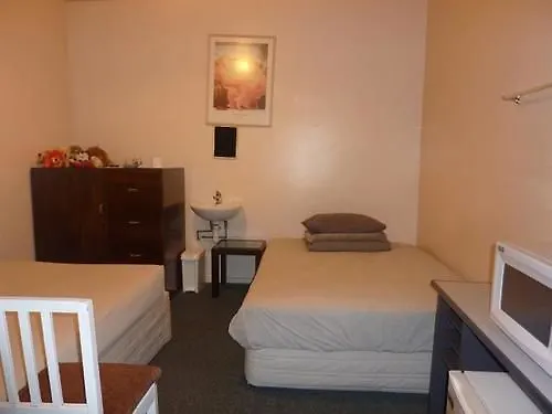 Hotel Racecourse Backpackers Hostel Christchurch