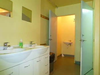 Racecourse Backpackers Hostel Christchurch 2*,  New Zealand
