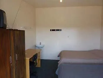 Racecourse Backpackers Hostel Christchurch Hotel
